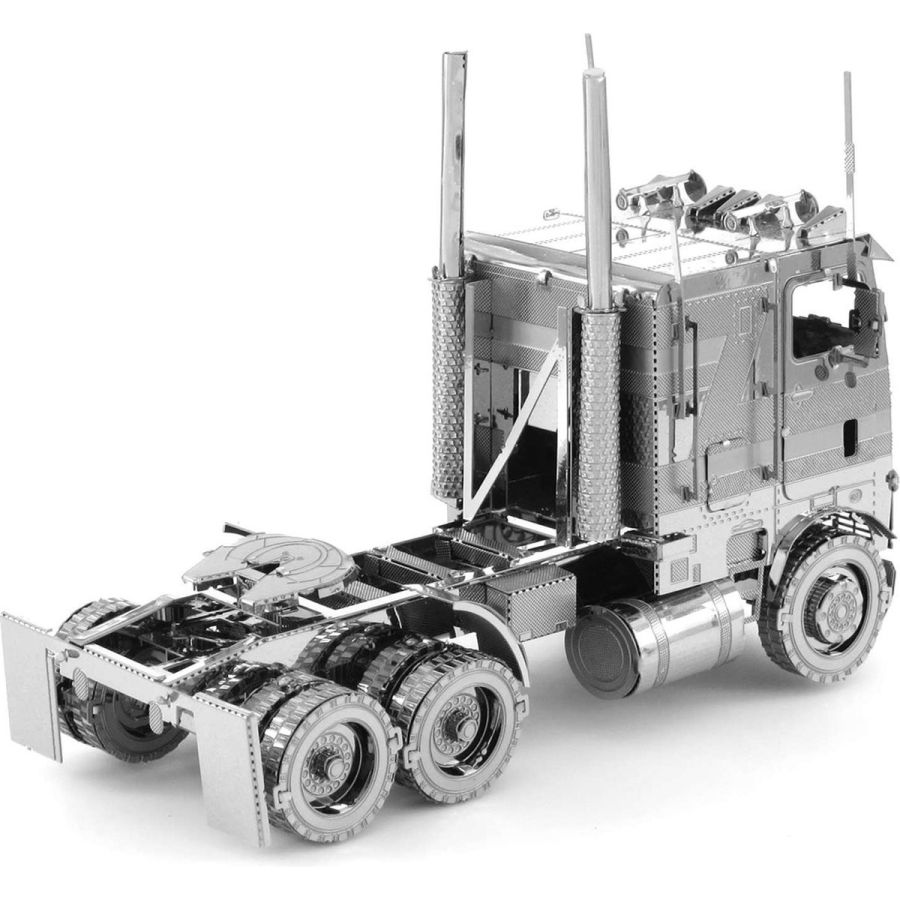 METALEARTH FREIGHTLINER / FLAT NOSE TRUCK IM#10407